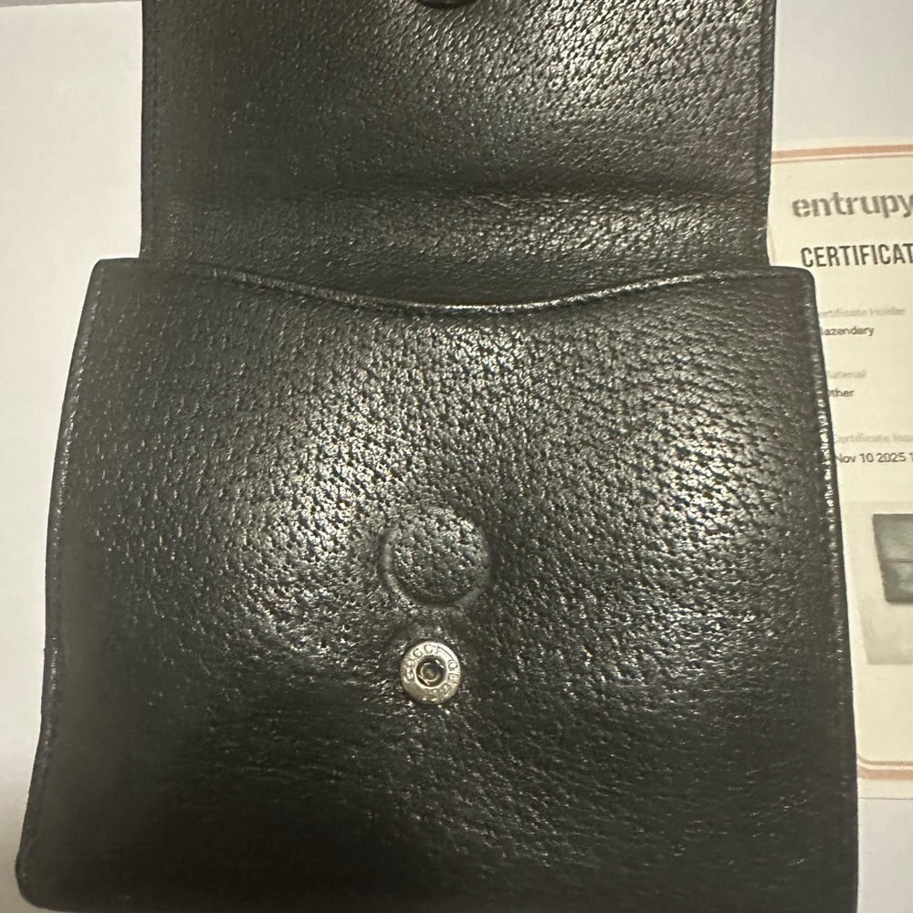 Gucci Eclipse Insignia Wallet - Picture 5 of 12